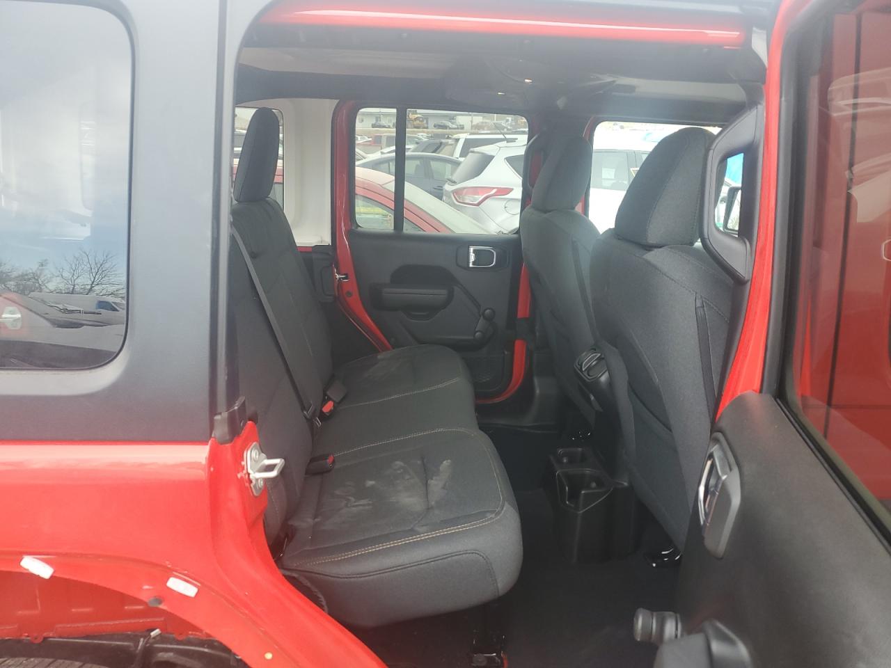 Photo 10 VIN: 1C4PJXDN1RW154737 - JEEP WRANGLER 