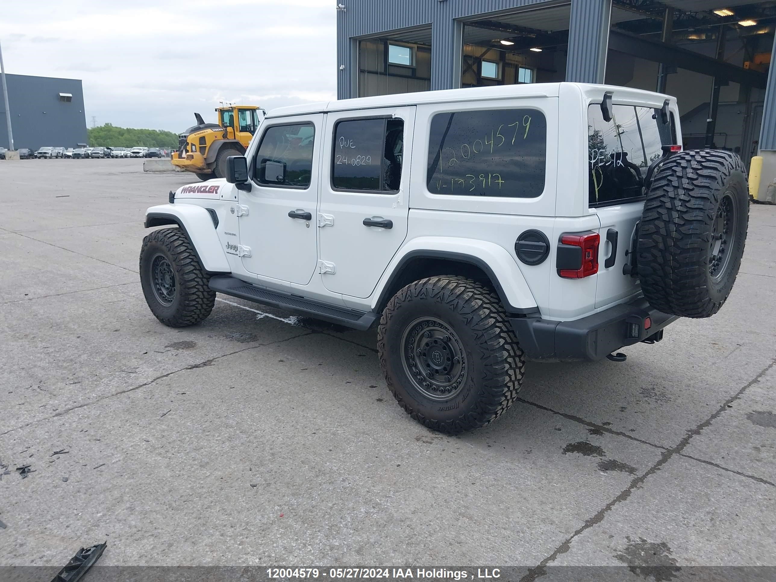 Photo 2 VIN: 1C4PJXEN1RW173917 - JEEP NULL 