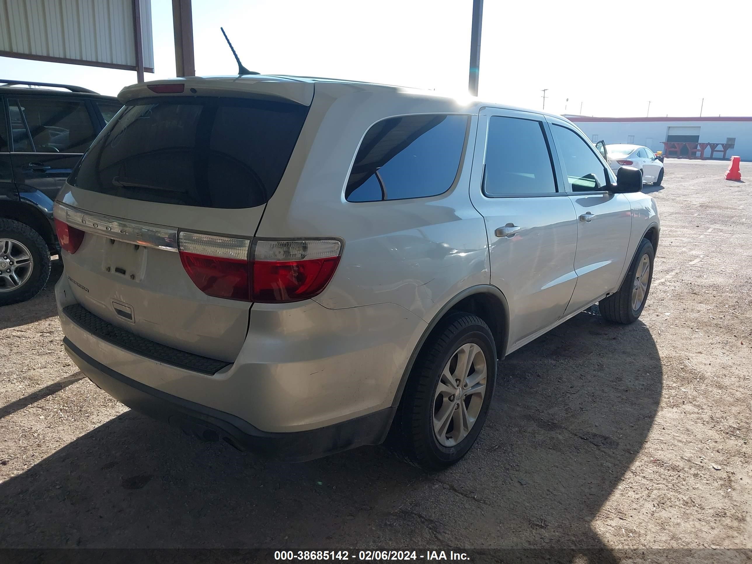 Photo 3 VIN: 1C4RDHAG2CC113733 - DODGE DURANGO 