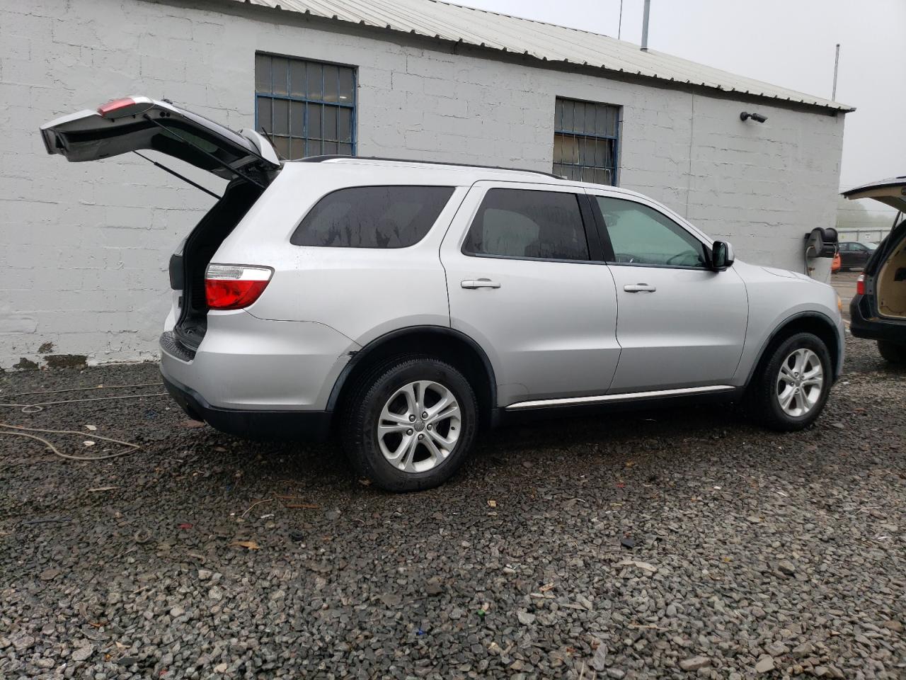 Photo 2 VIN: 1C4RDJAG2CC105672 - DODGE DURANGO 