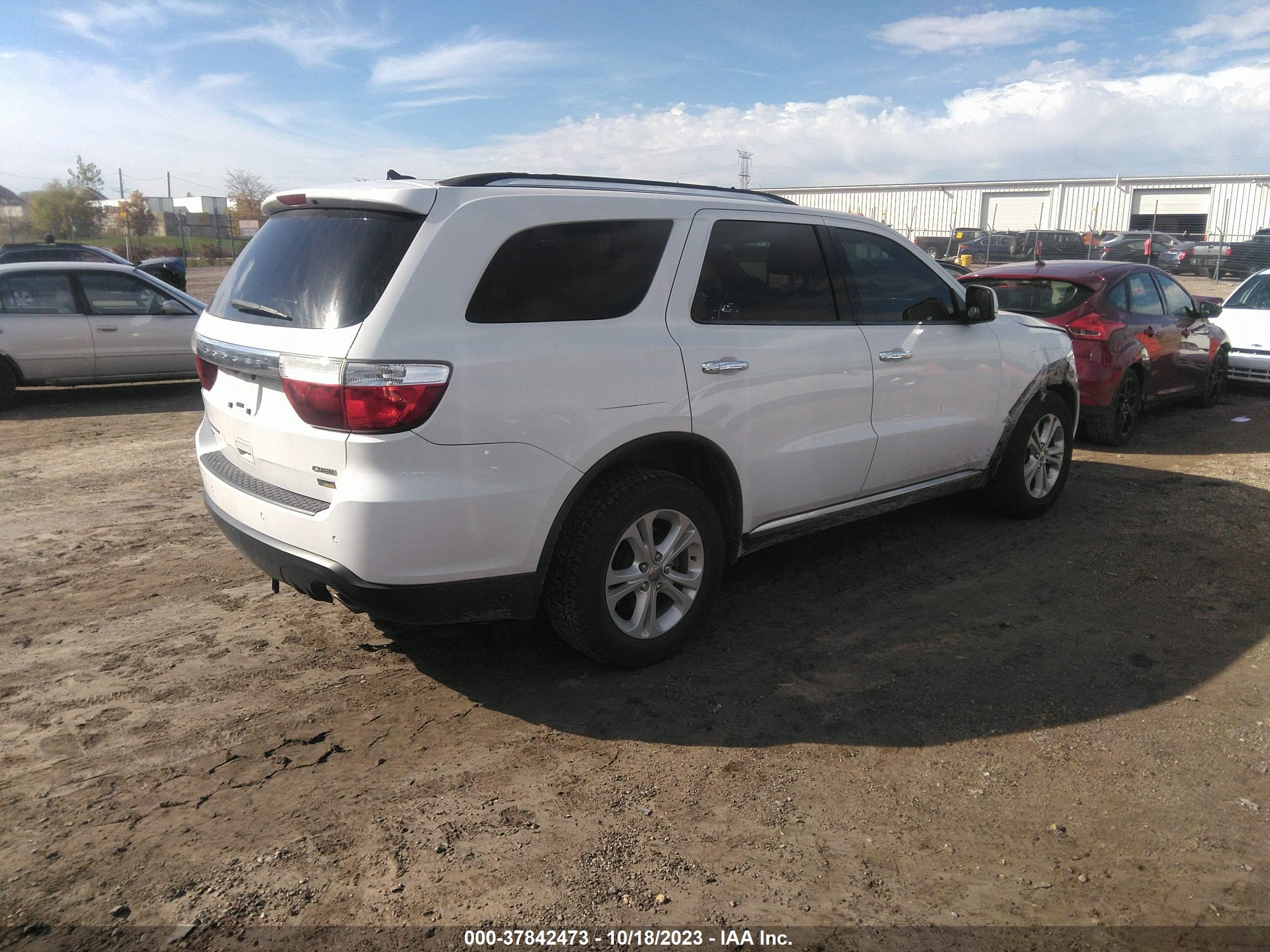 Photo 3 VIN: 1C4RDJDG1DC653837 - DODGE DURANGO 