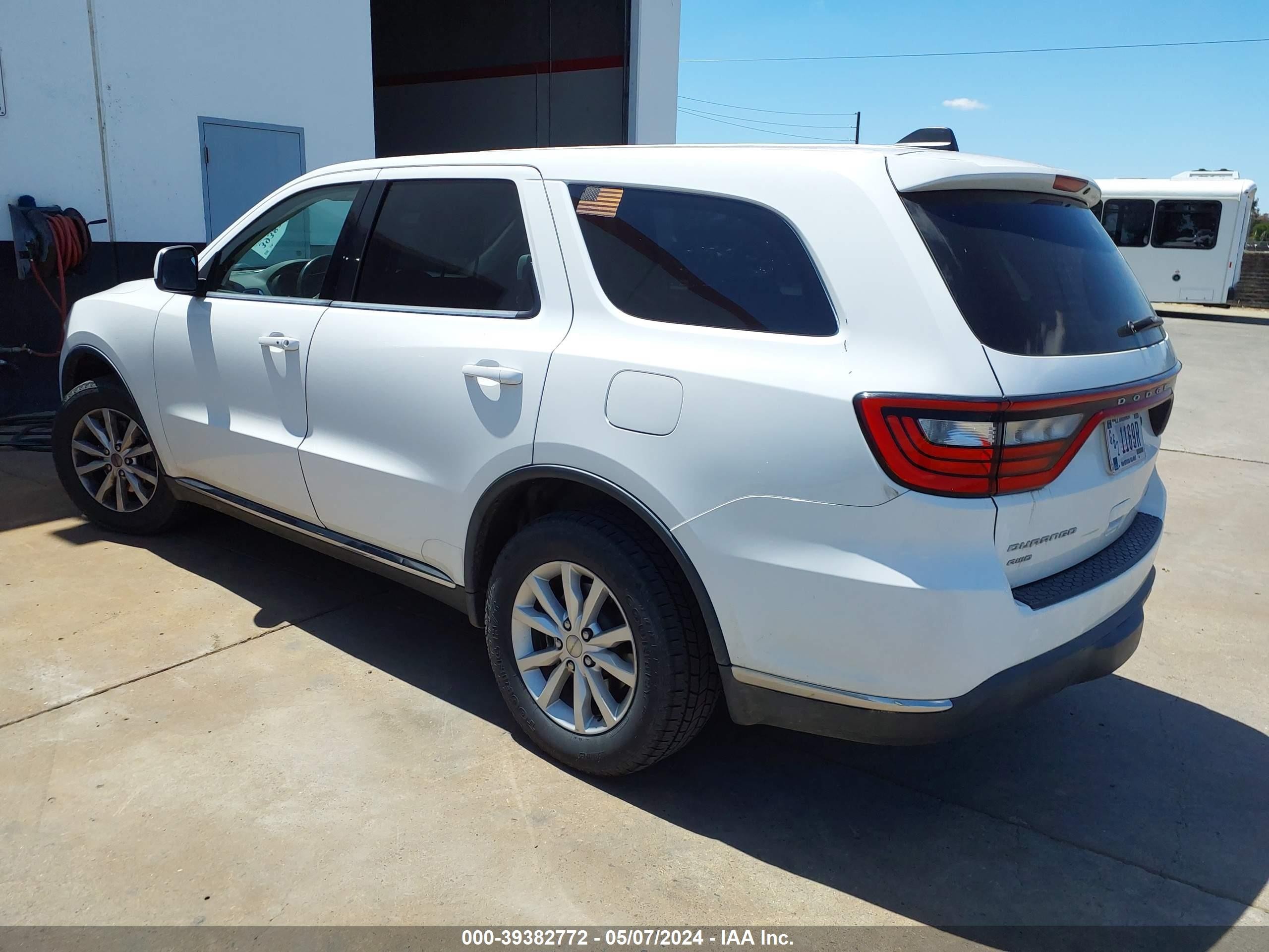 Photo 2 VIN: 1C4RDJFG8FC883780 - DODGE DURANGO 