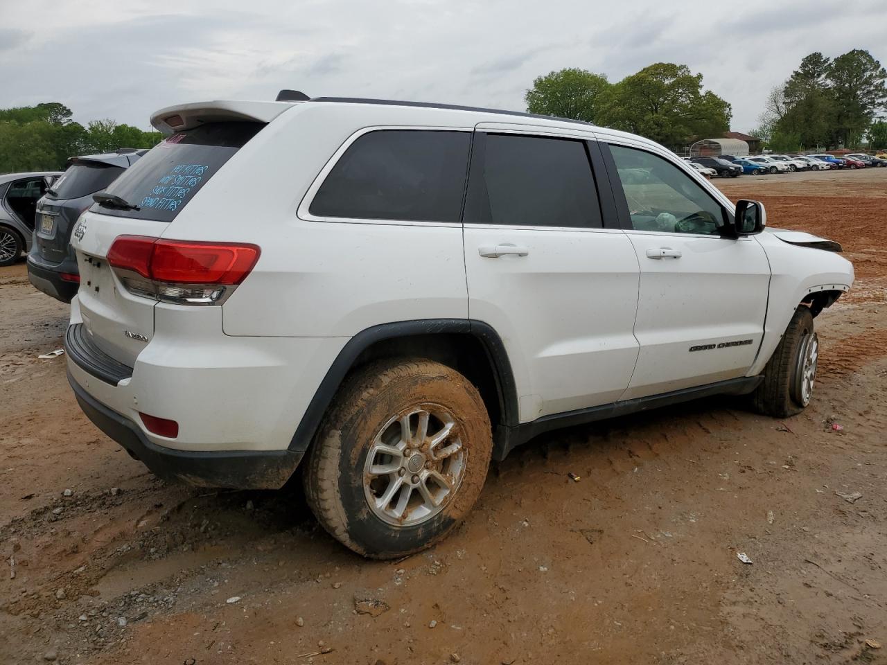 Photo 2 VIN: 1C4RJEAG0JC181811 - JEEP GRAND CHEROKEE 