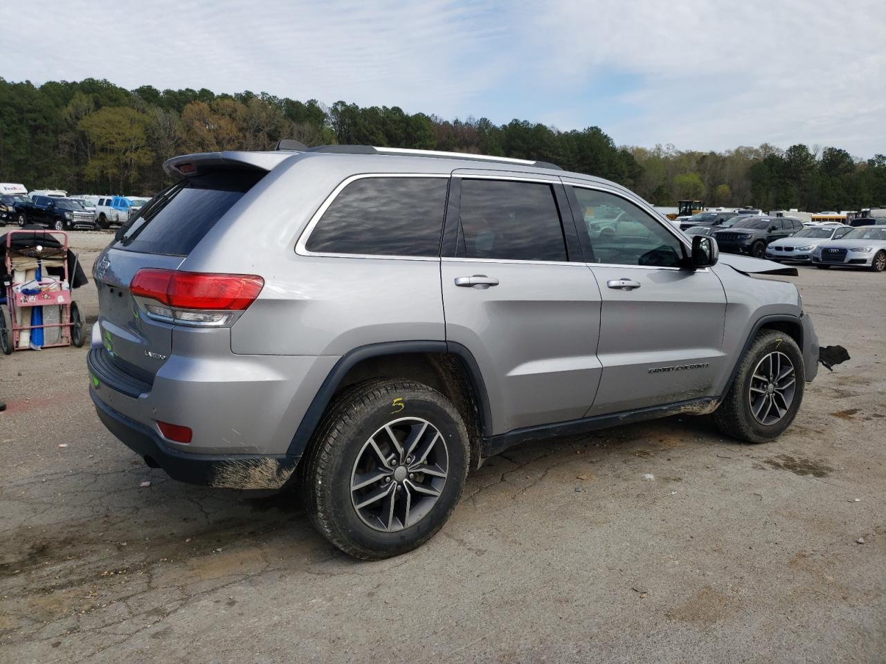 Photo 2 VIN: 1C4RJEAG0JC358762 - JEEP GRAND CHEROKEE 