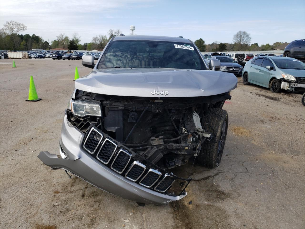 Photo 4 VIN: 1C4RJEAG0JC358762 - JEEP GRAND CHEROKEE 