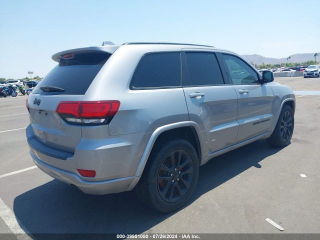 Photo 3 VIN: 1C4RJEAG0JC511883 - JEEP GRAND CHEROKEE 