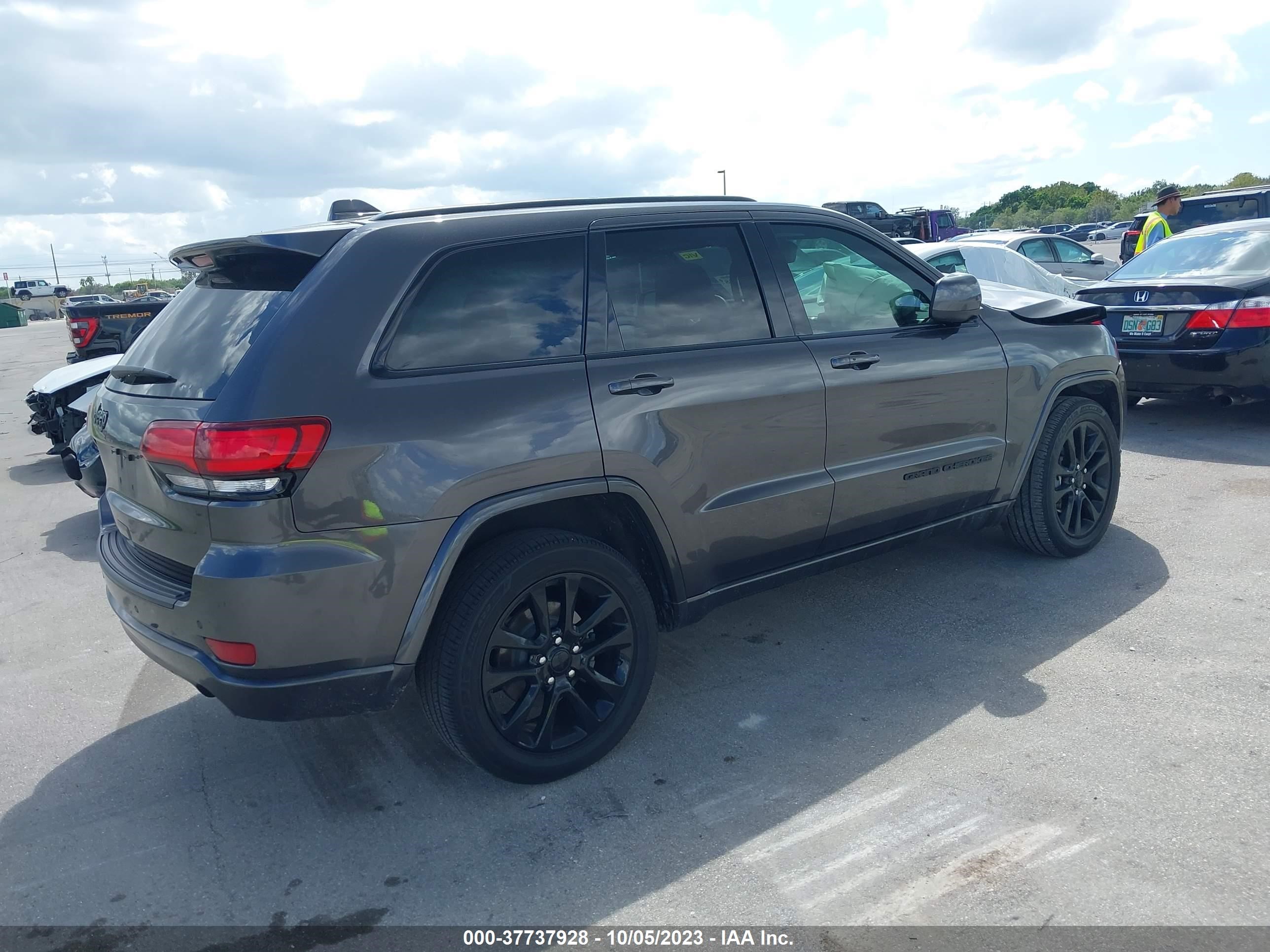 Photo 3 VIN: 1C4RJEAG0KC626002 - JEEP GRAND CHEROKEE 