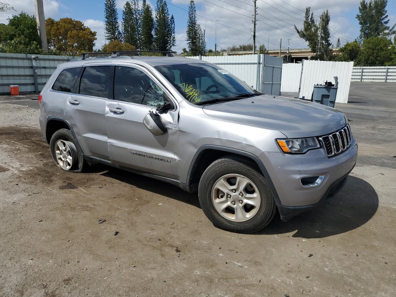 Photo 3 VIN: 1C4RJEAG1HC784938 - JEEP GRAND CHEROKEE 