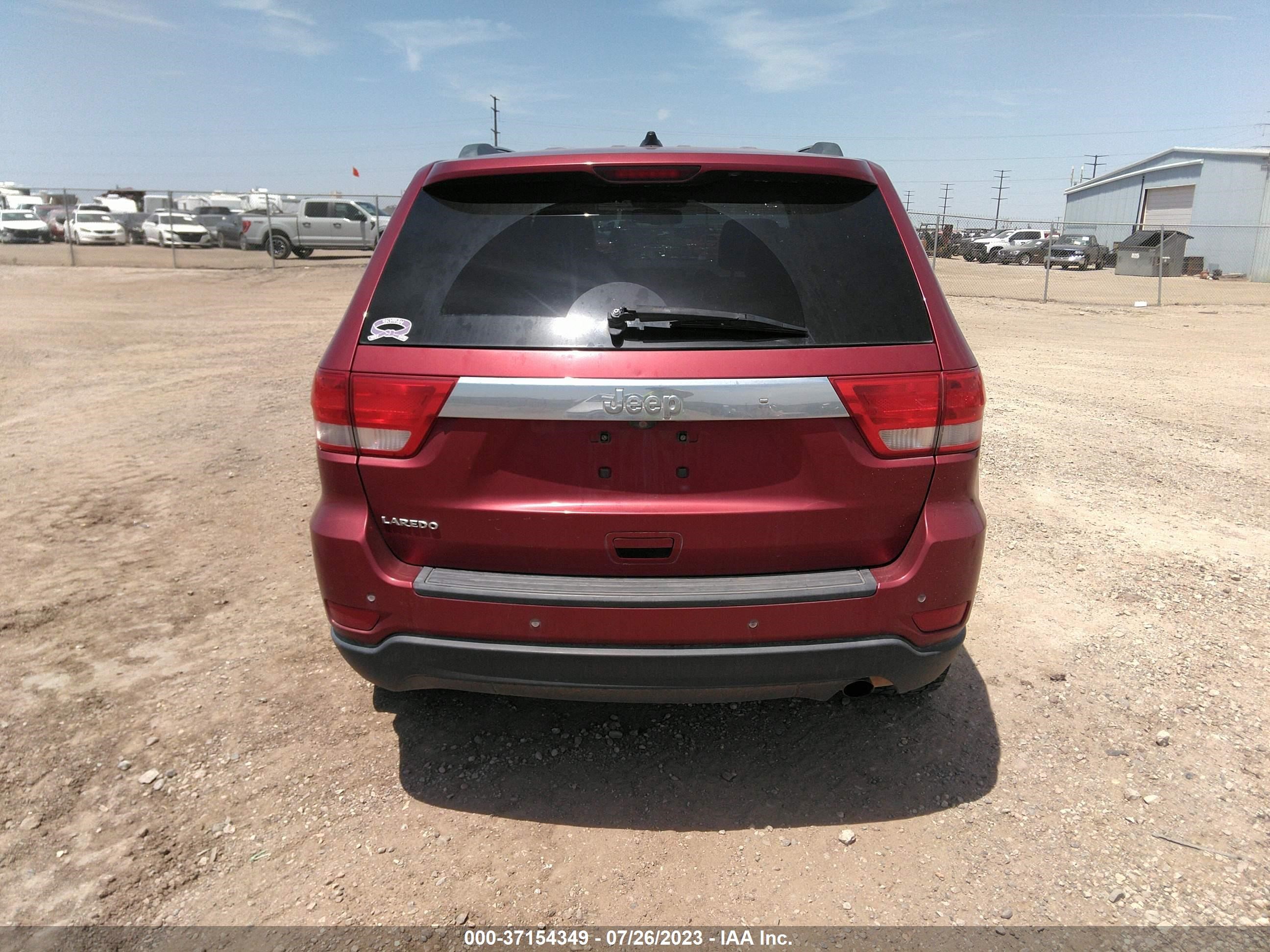 Photo 15 VIN: 1C4RJEAG3DC636624 - JEEP GRAND CHEROKEE 