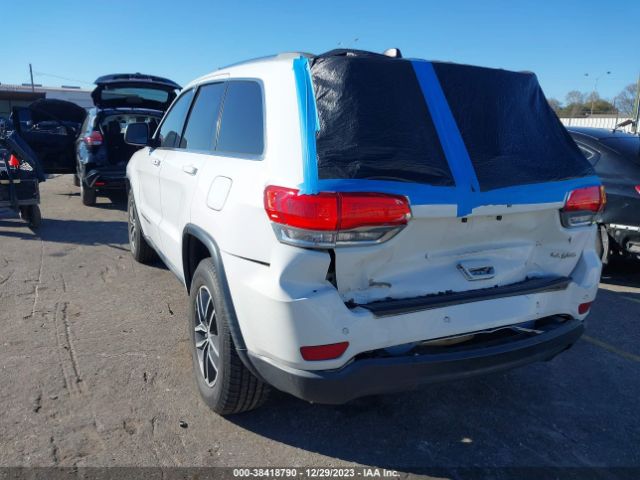 Photo 2 VIN: 1C4RJEAG4JC434032 - JEEP GRAND CHEROKEE 