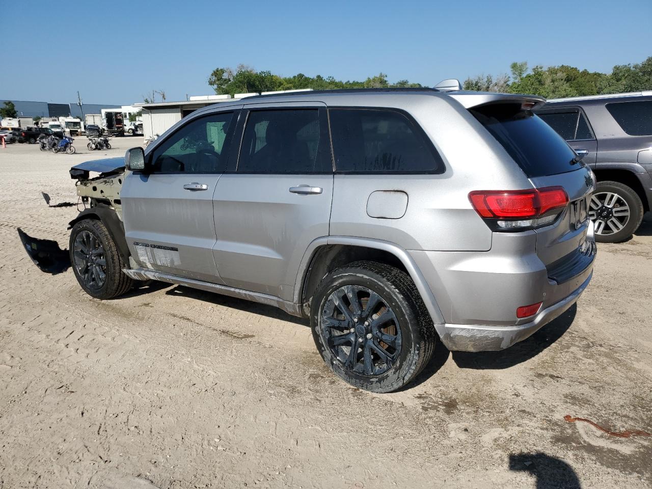 Photo 1 VIN: 1C4RJEAG5JC182078 - JEEP GRAND CHEROKEE 