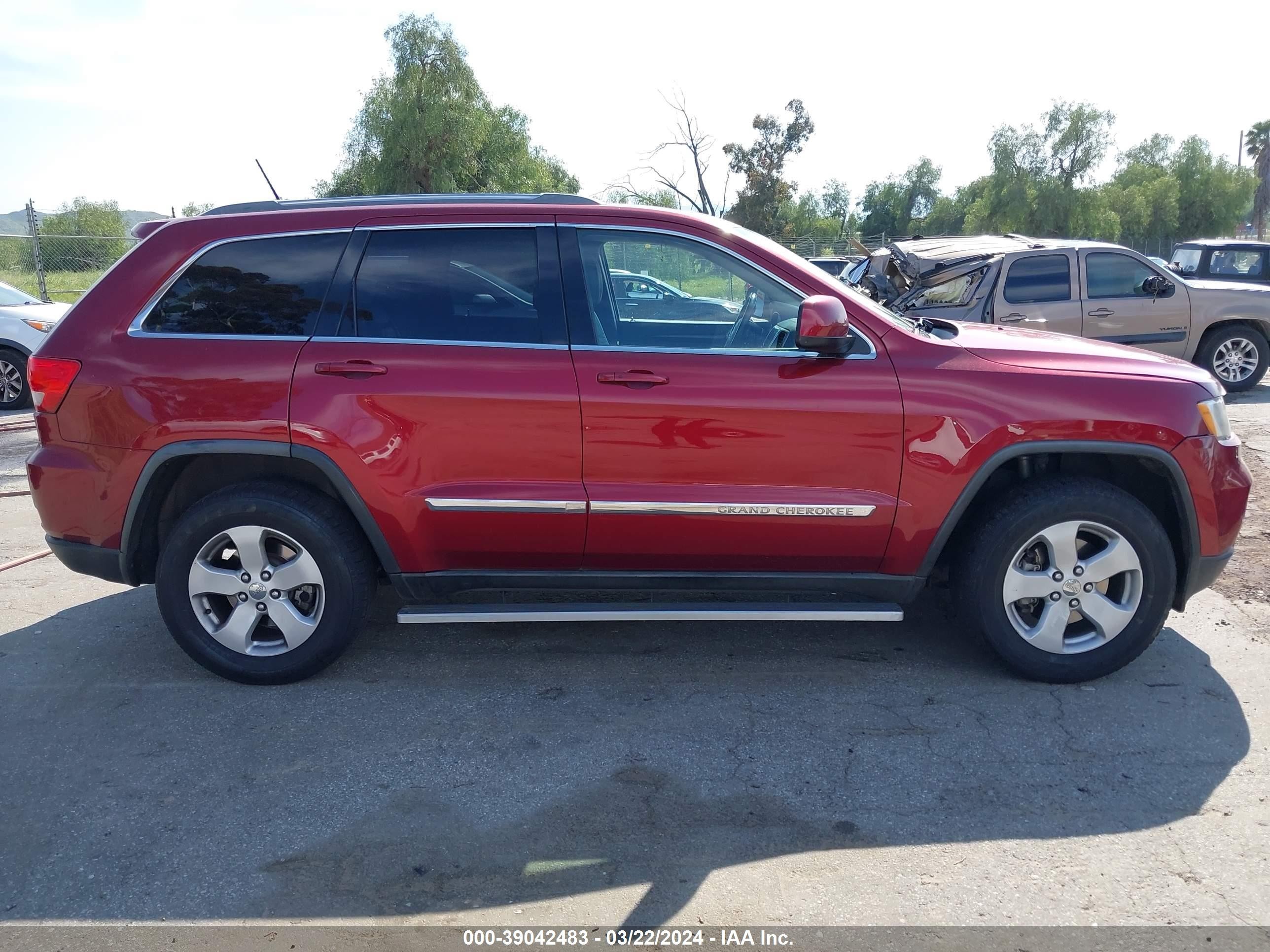 Photo 12 VIN: 1C4RJEAG6CC142613 - JEEP GRAND CHEROKEE 