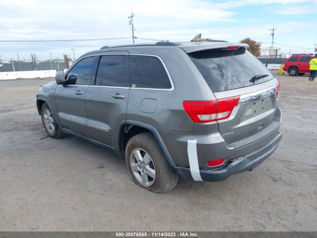 Photo 2 VIN: 1C4RJEAG7DC588030 - JEEP GRAND CHEROKEE 