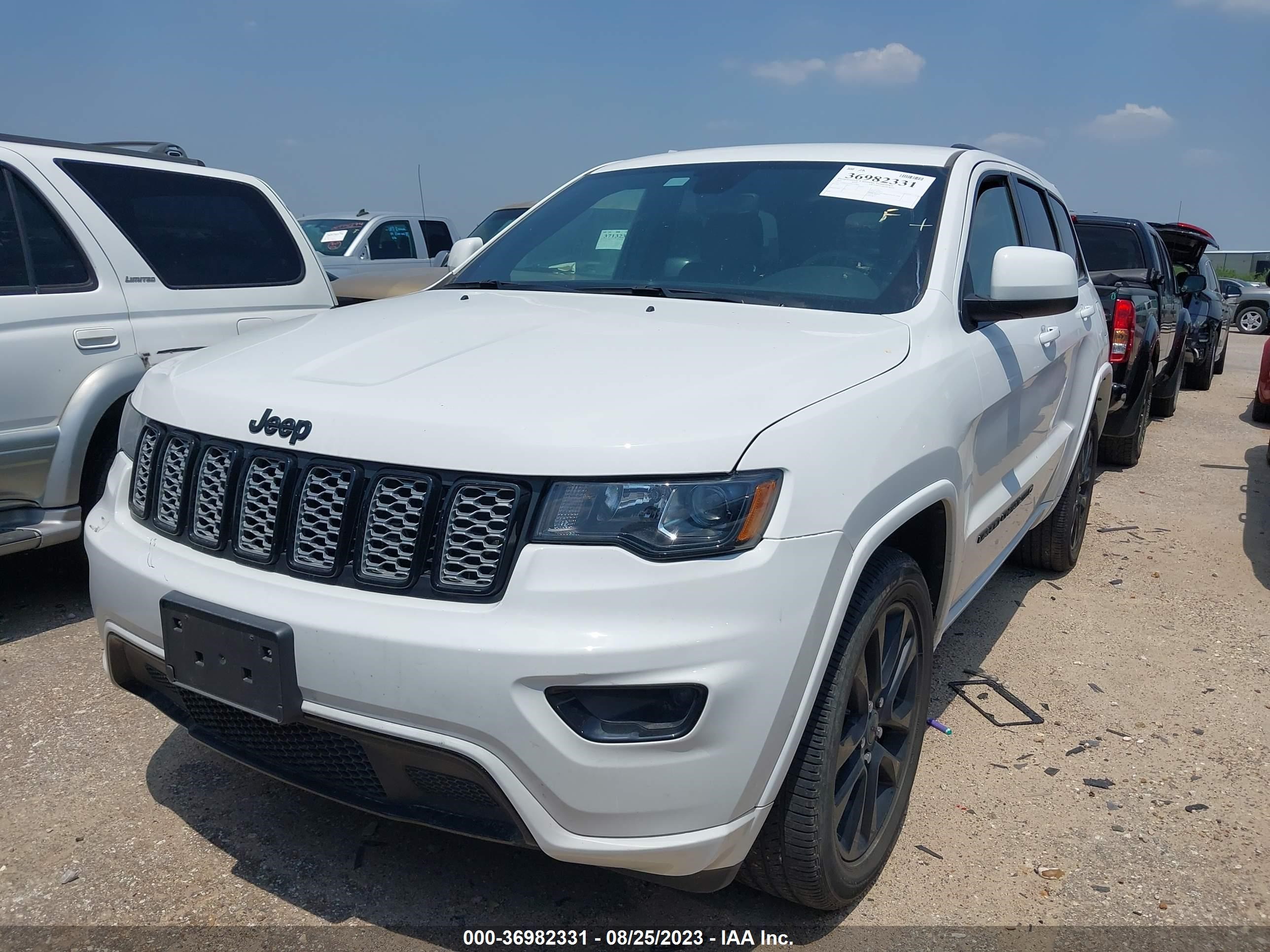 Photo 1 VIN: 1C4RJEAG7NC154806 - JEEP GRAND CHEROKEE 