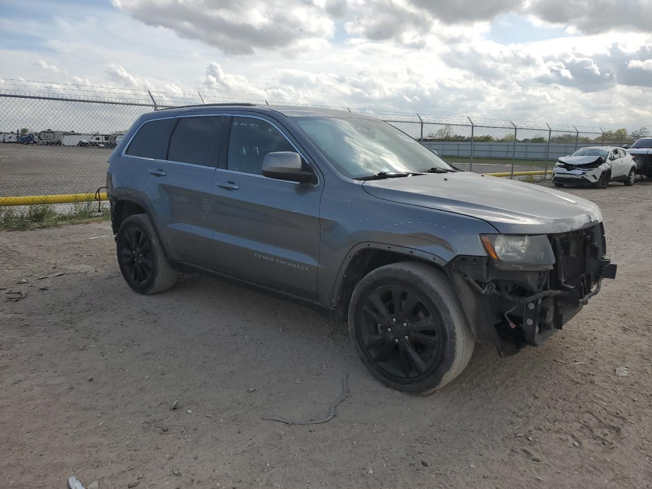 Photo 3 VIN: 1C4RJEAG8CC355532 - JEEP GRAND CHEROKEE 