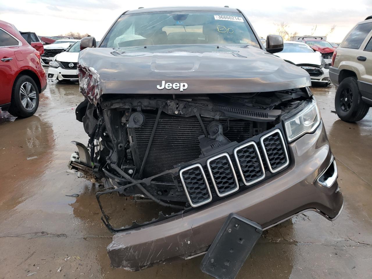 Photo 4 VIN: 1C4RJEAG8JC368505 - JEEP GRAND CHEROKEE 