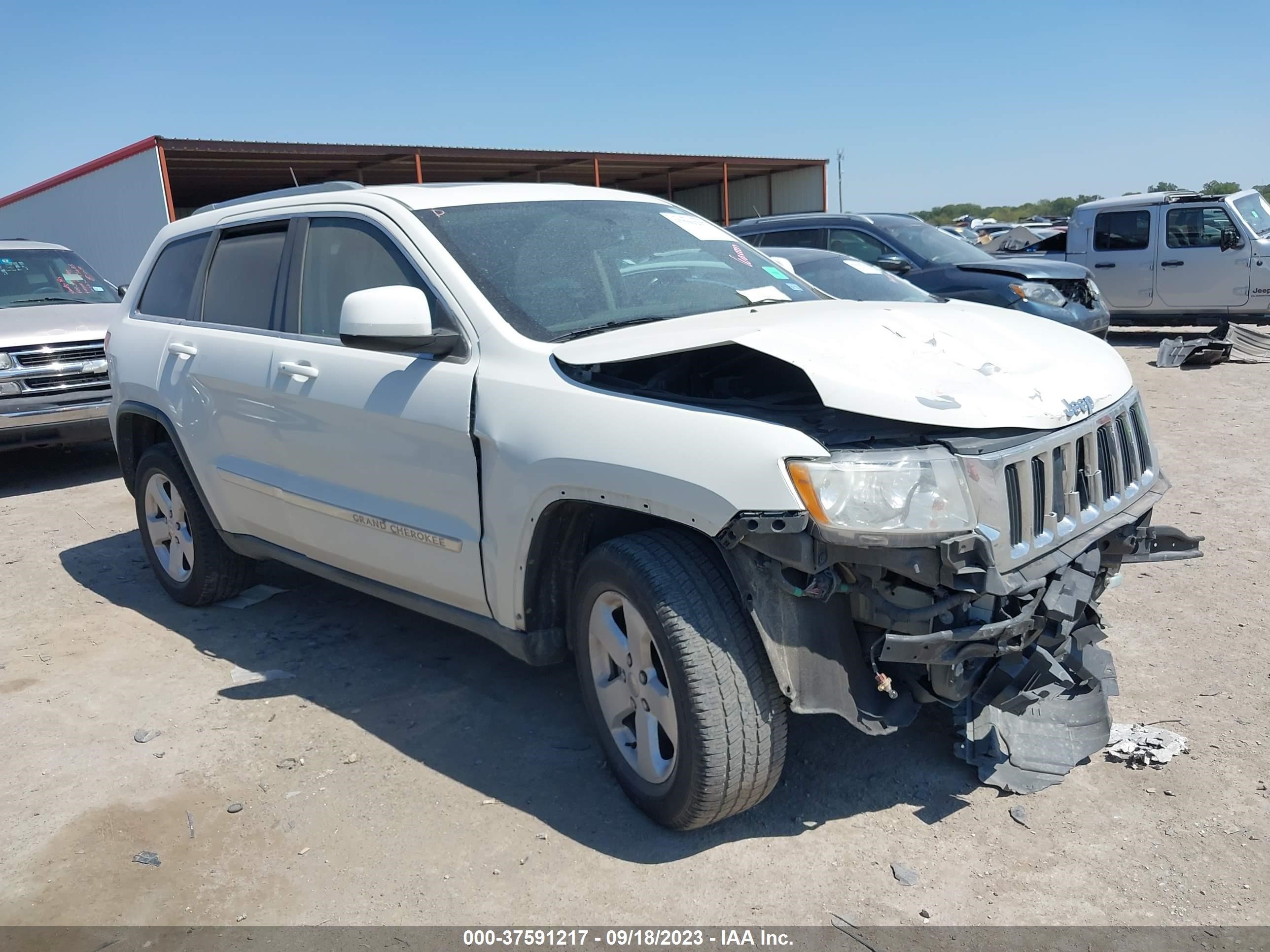 Photo 0 VIN: 1C4RJEAGXCC152142 - JEEP GRAND CHEROKEE 