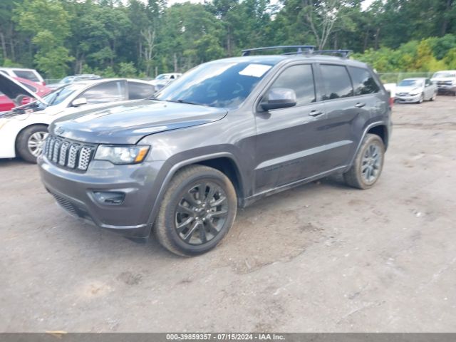 Photo 1 VIN: 1C4RJEAGXJC300576 - JEEP GRAND CHEROKEE 