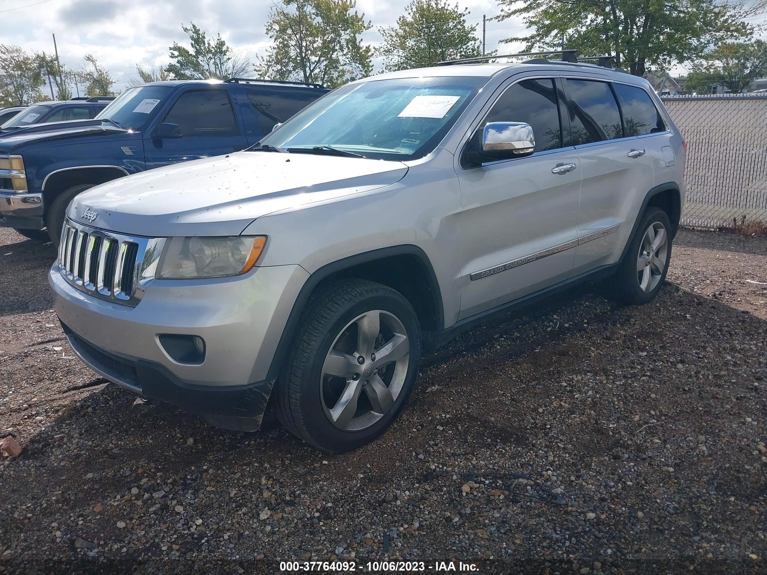 Photo 1 VIN: 1C4RJEBG1CC237613 - JEEP GRAND CHEROKEE 