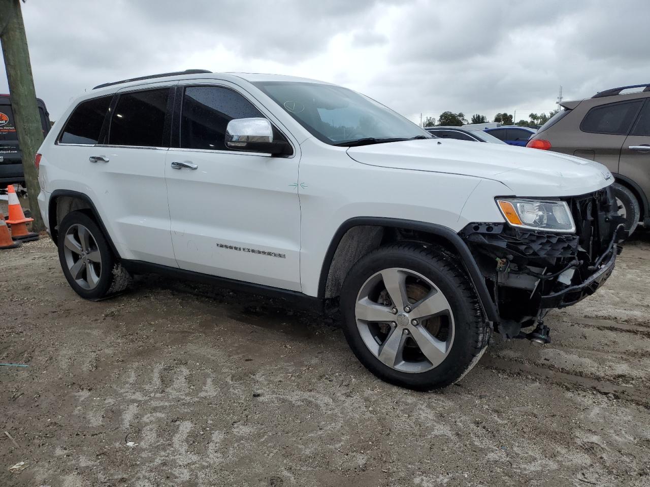 Photo 3 VIN: 1C4RJEBG2EC393680 - JEEP GRAND CHEROKEE 