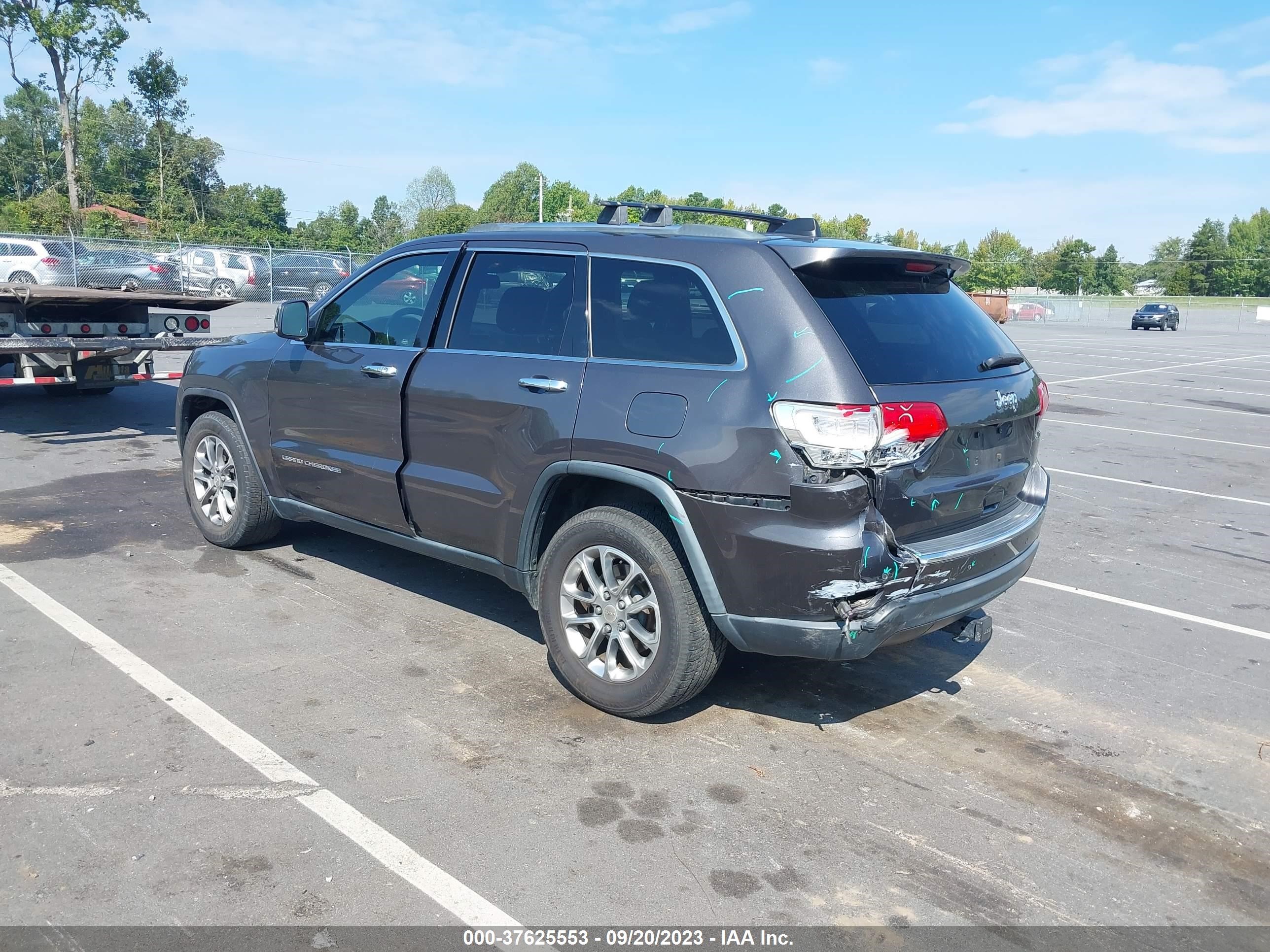 Photo 2 VIN: 1C4RJEBG3FC677868 - JEEP GRAND CHEROKEE 