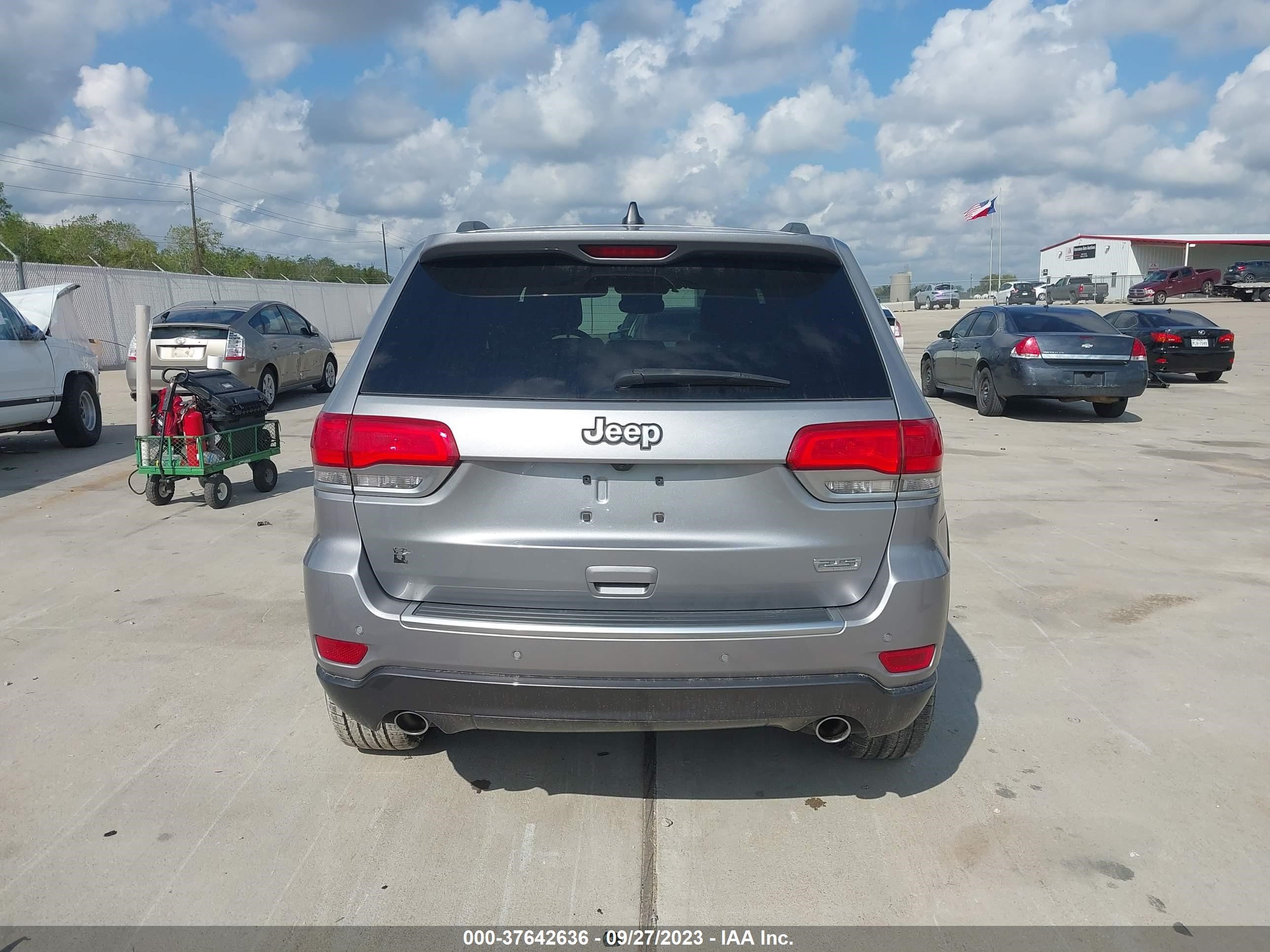 Photo 16 VIN: 1C4RJEBG8JC231059 - JEEP GRAND CHEROKEE 