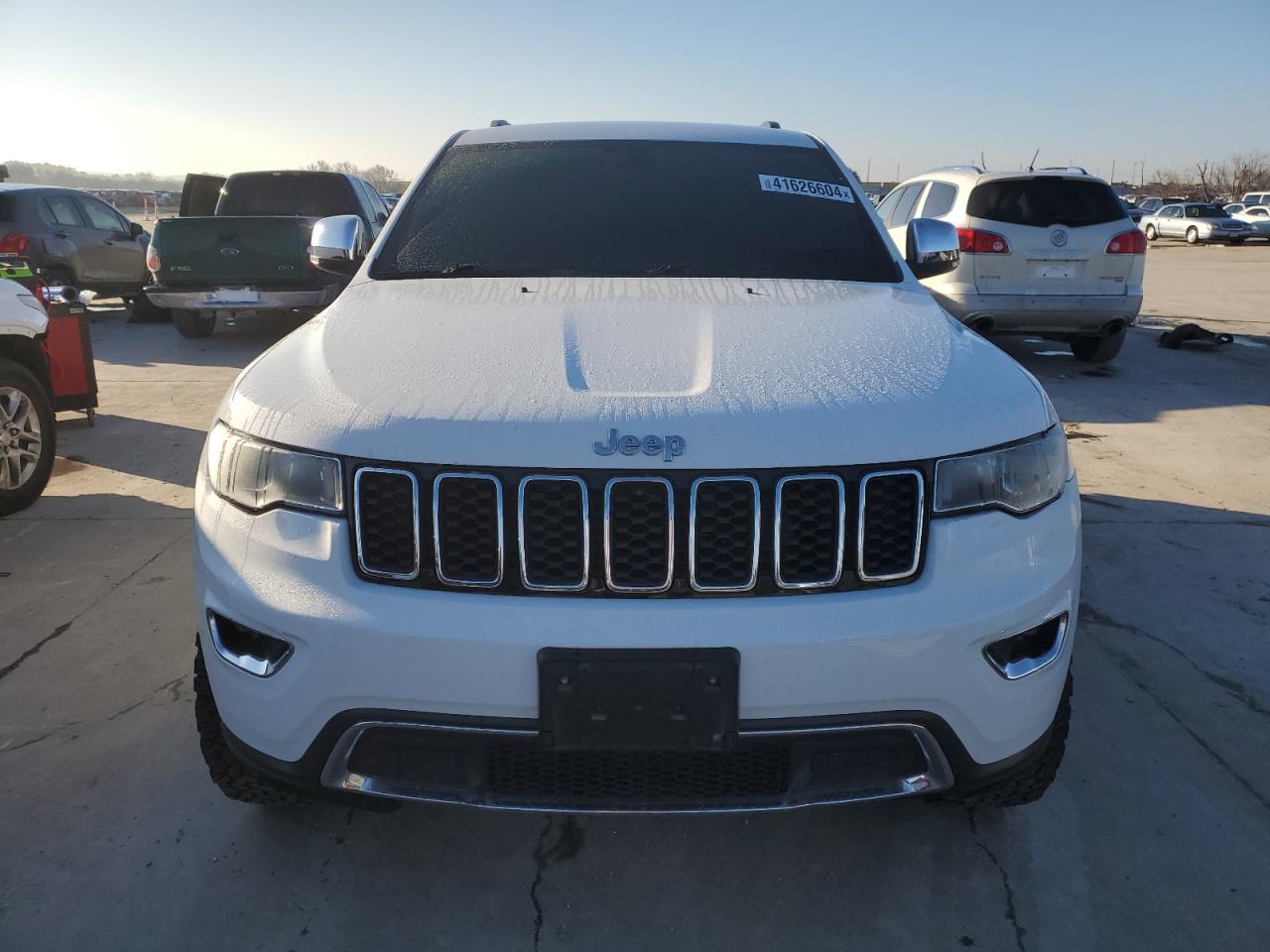 Photo 4 VIN: 1C4RJEBG8JC301286 - JEEP GRAND CHEROKEE 