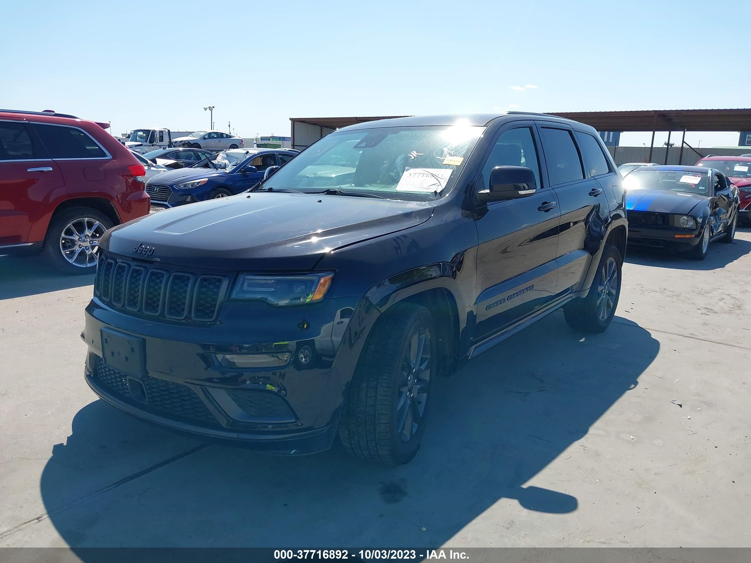 Photo 1 VIN: 1C4RJECG8JC323027 - JEEP GRAND CHEROKEE 