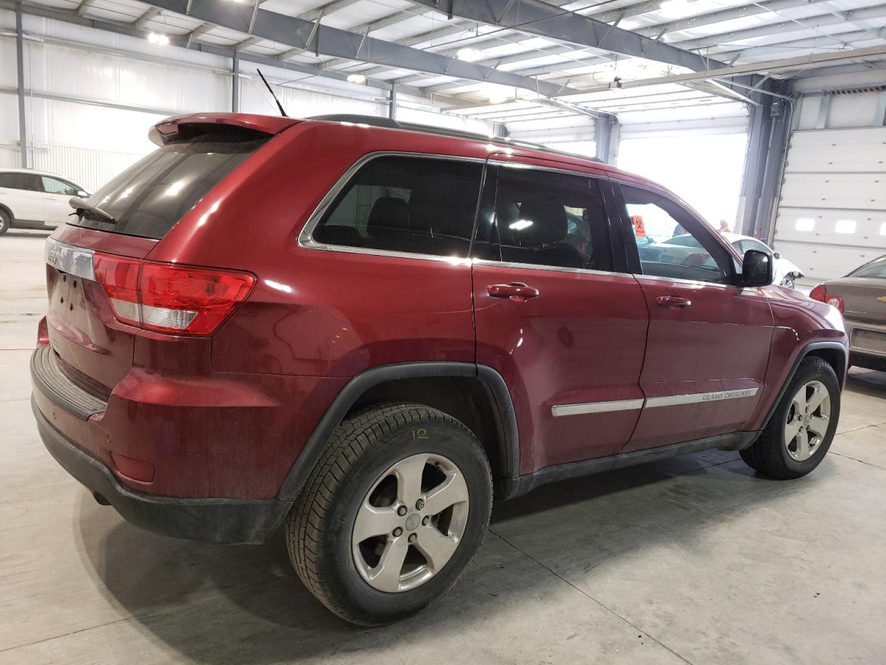 Photo 2 VIN: 1C4RJFAG0DC548328 - JEEP GRAND CHEROKEE 