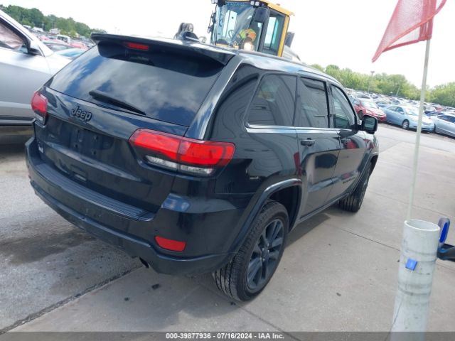 Photo 3 VIN: 1C4RJFAG0JC297645 - JEEP GRAND CHEROKEE 