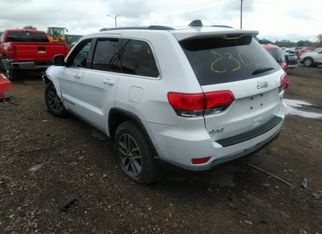 Photo 2 VIN: 1C4RJFAG0JC388303 - JEEP GRAND CHEROKEE 