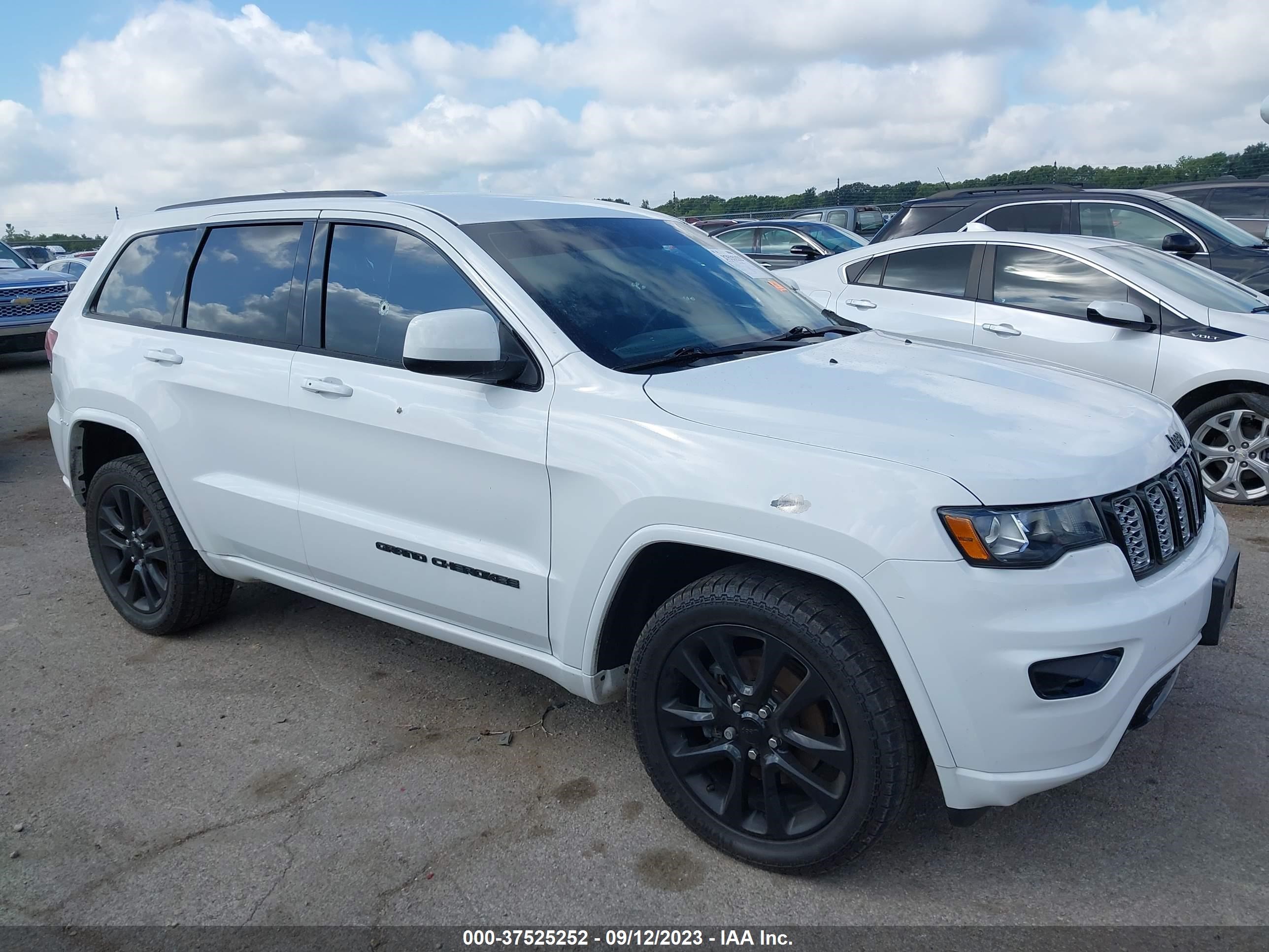 Photo 0 VIN: 1C4RJFAG0KC741074 - JEEP GRAND CHEROKEE 