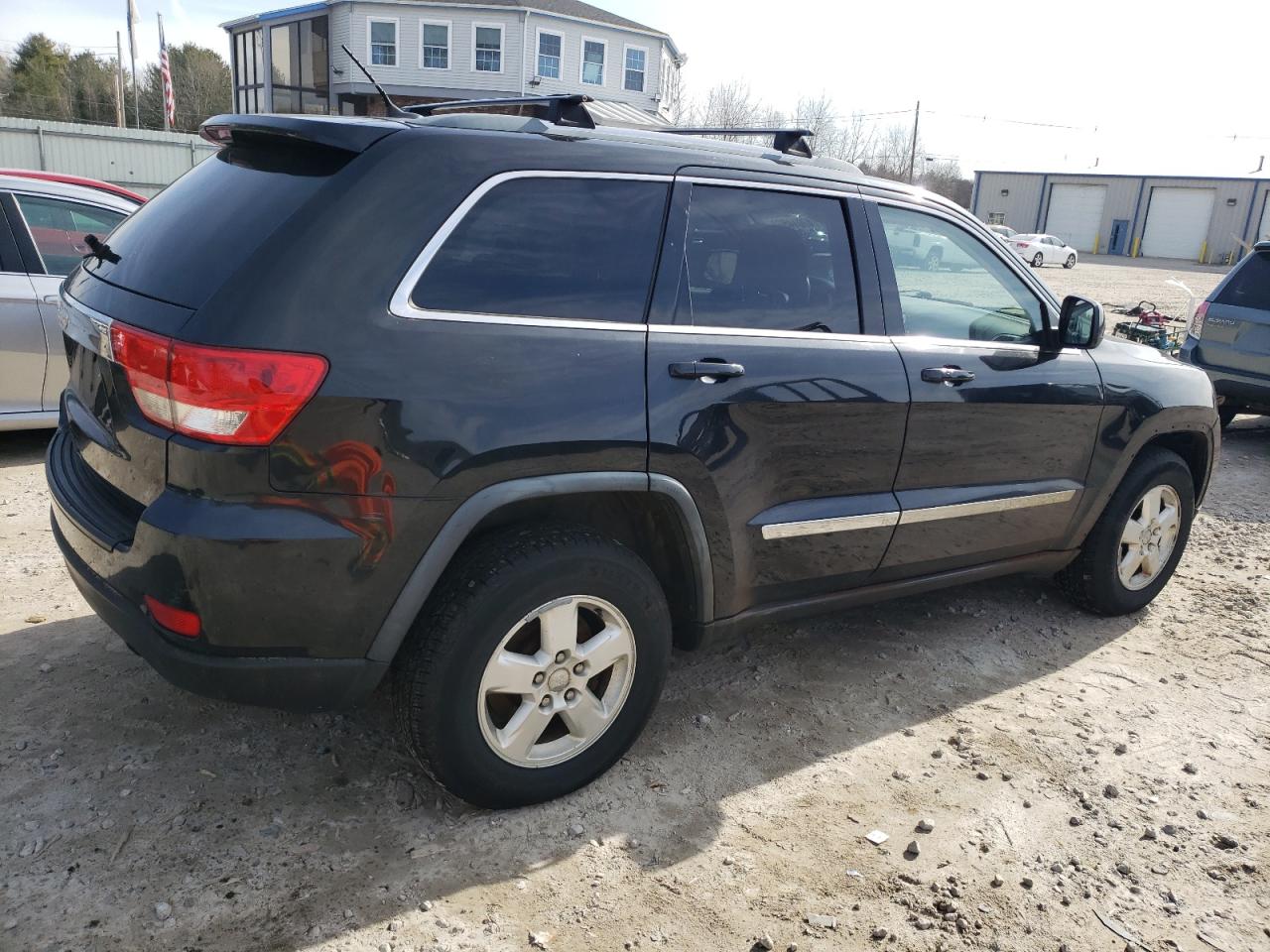 Photo 2 VIN: 1C4RJFAG1CC141083 - JEEP GRAND CHEROKEE 