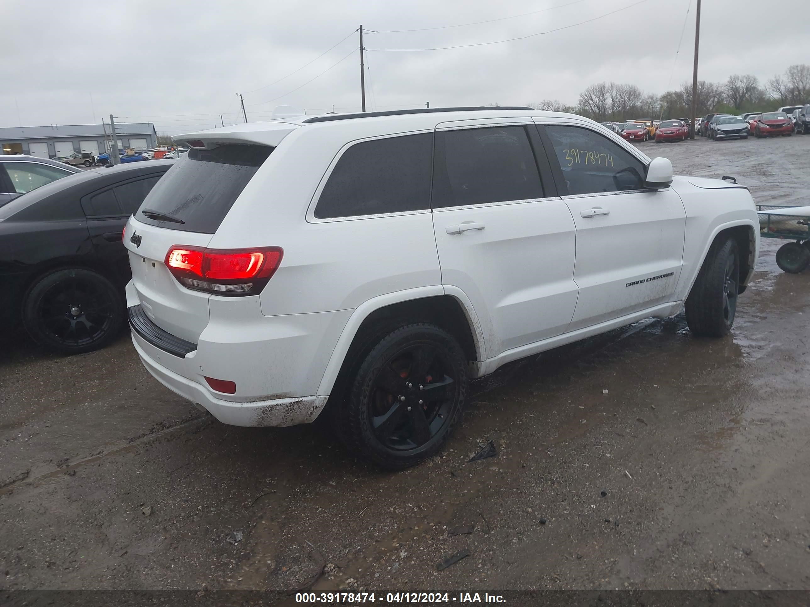 Photo 3 VIN: 1C4RJFAG1FC170927 - JEEP GRAND CHEROKEE 