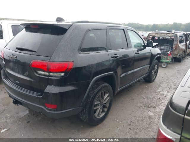 Photo 3 VIN: 1C4RJFAG1GC498589 - JEEP GRAND CHEROKEE 