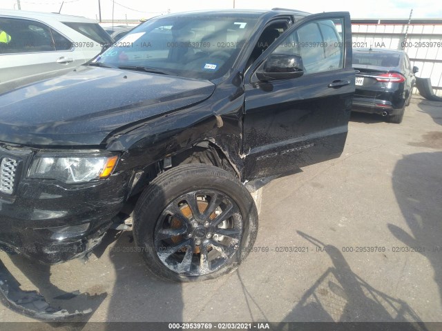 Photo 1 VIN: 1C4RJFAG1JC121204 - JEEP GRAND CHEROKEE 