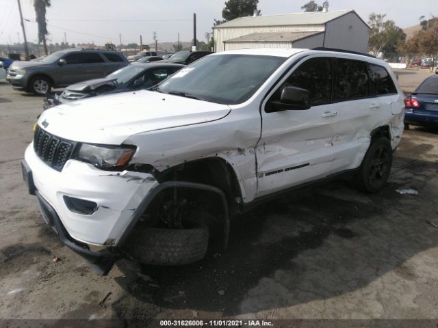 Photo 1 VIN: 1C4RJFAG1JC394384 - JEEP GRAND CHEROKEE 