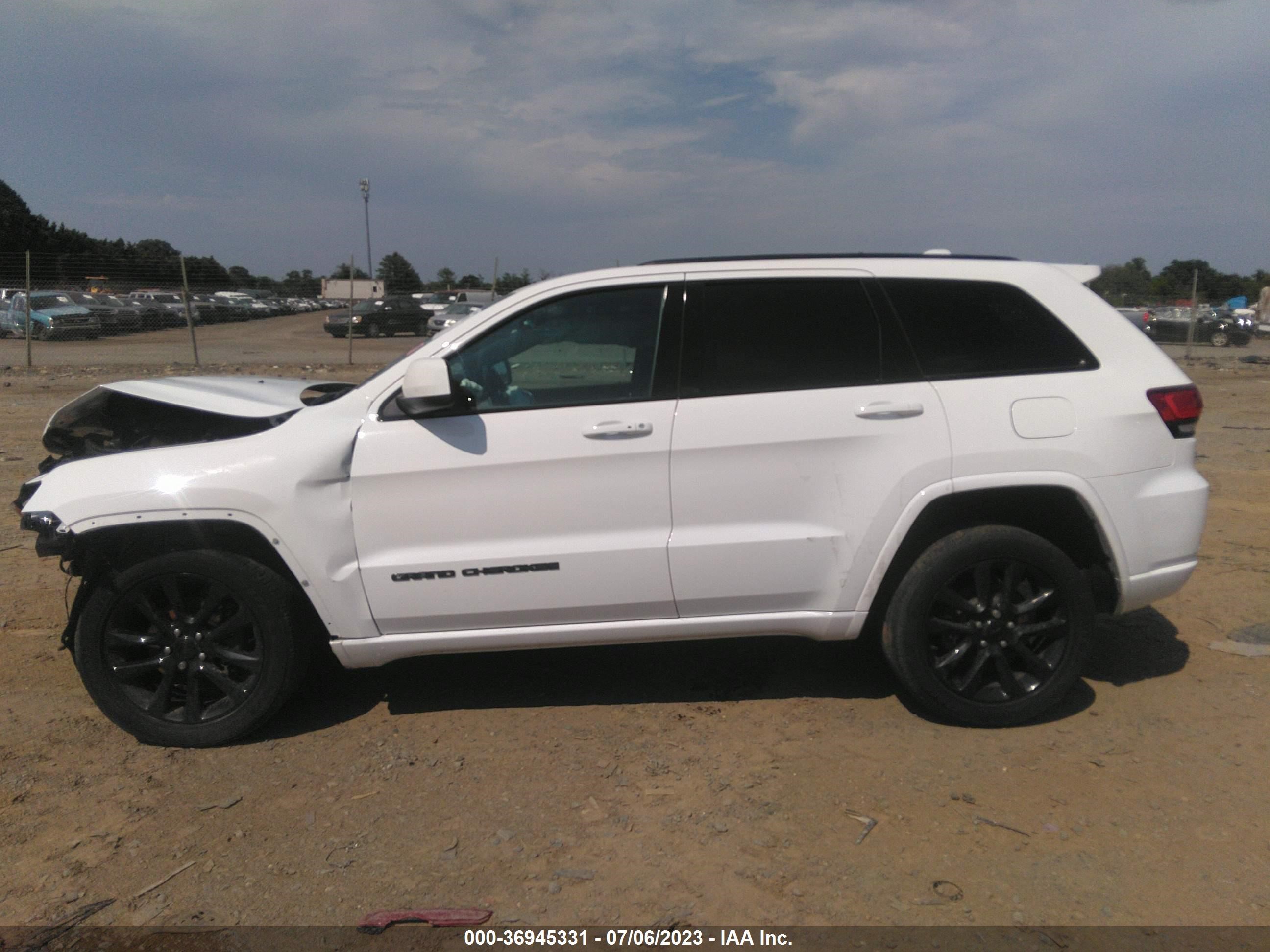 Photo 14 VIN: 1C4RJFAG1LC208846 - JEEP GRAND CHEROKEE 