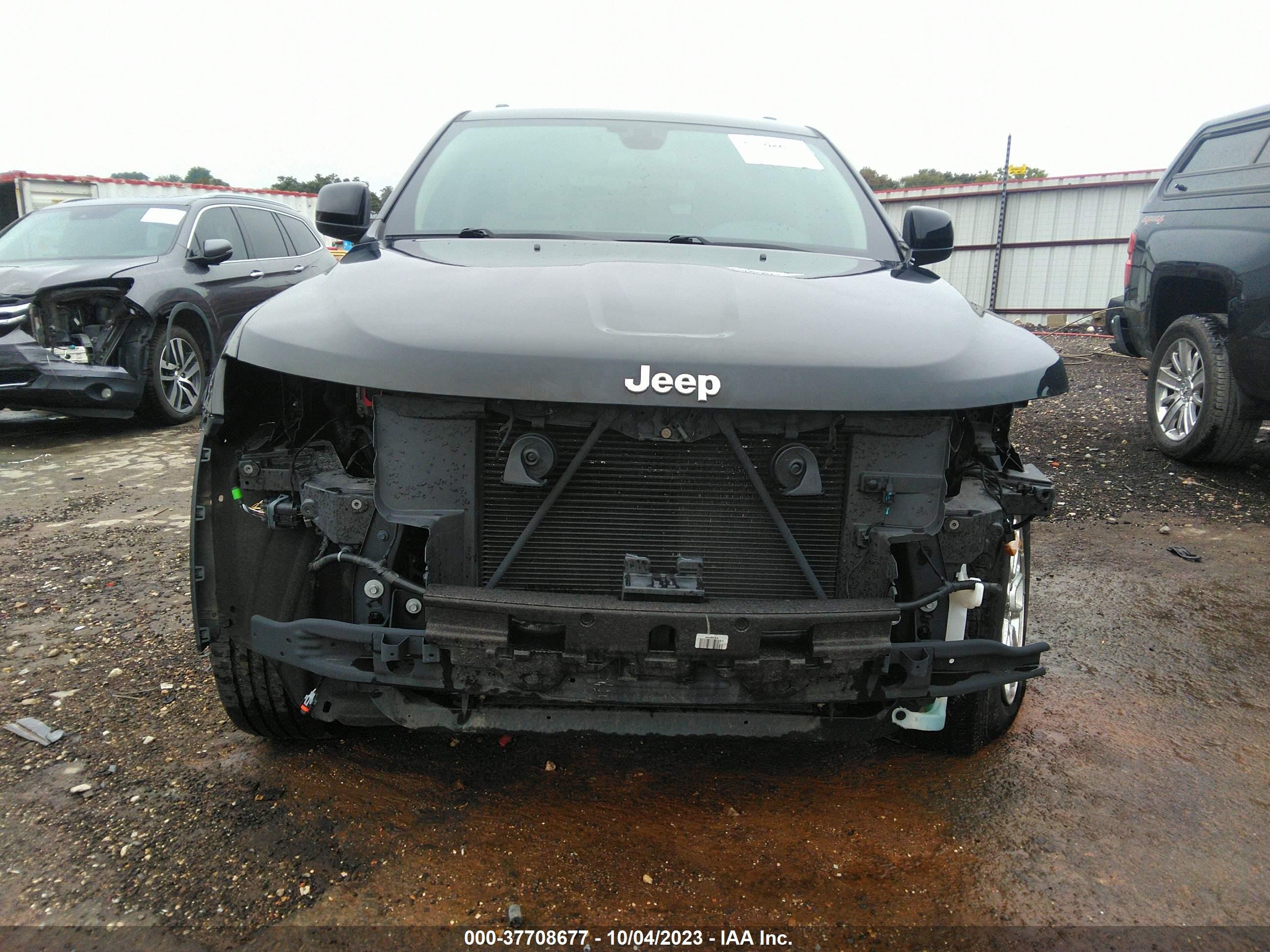 Photo 12 VIN: 1C4RJFAG1LC334821 - JEEP GRAND CHEROKEE 