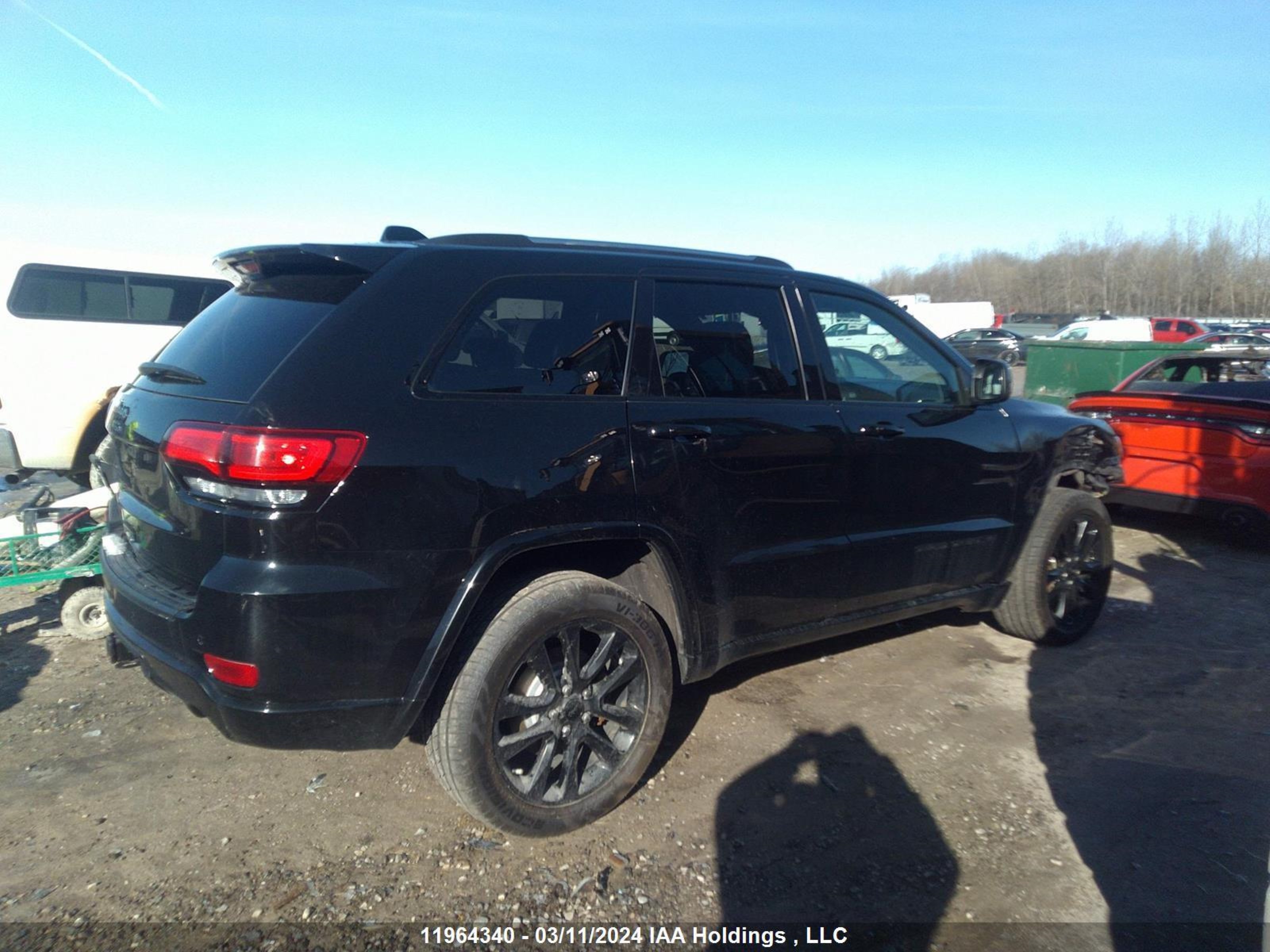 Photo 12 VIN: 1C4RJFAG1LC437804 - JEEP GRAND CHEROKEE 