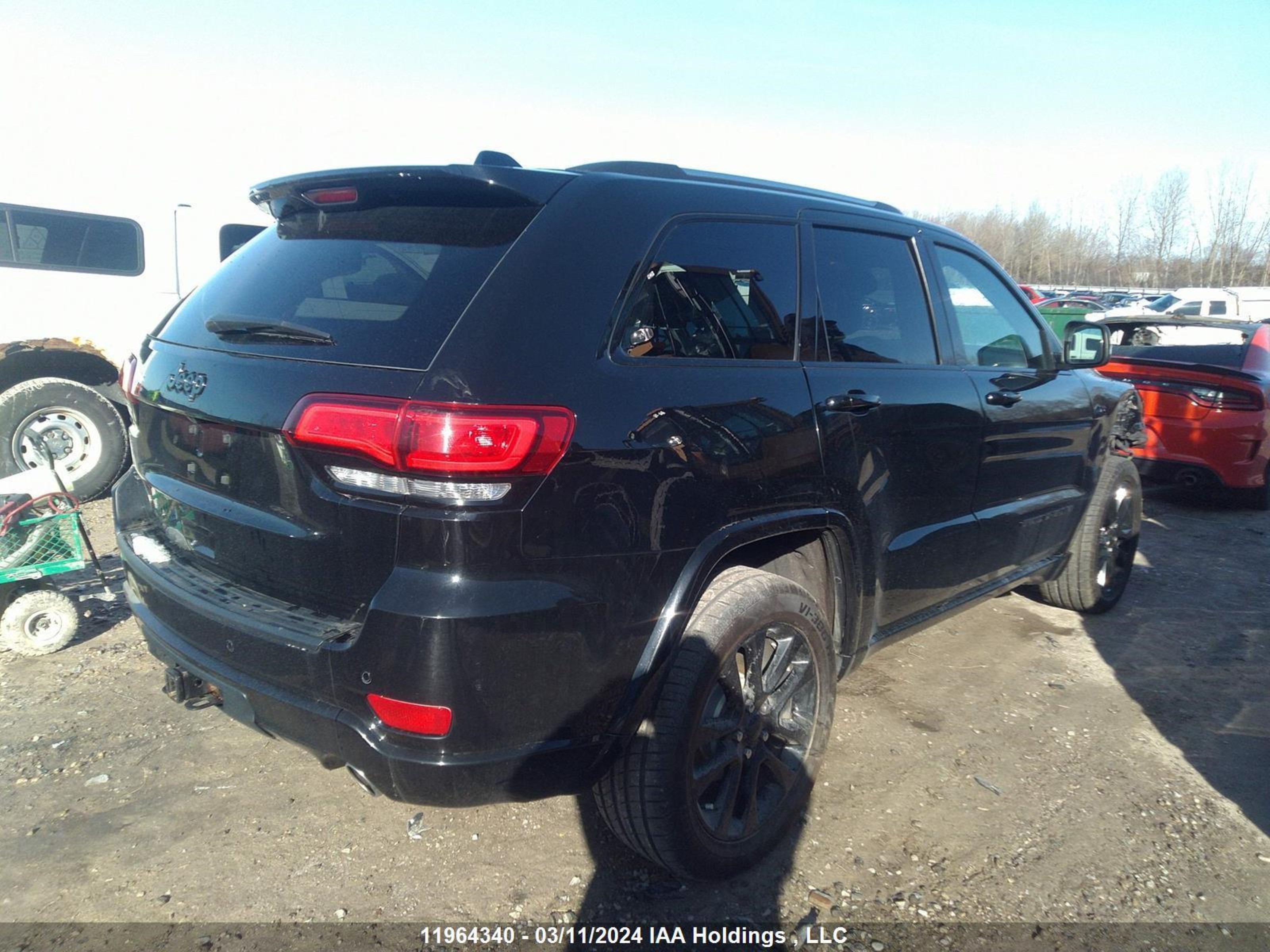 Photo 3 VIN: 1C4RJFAG1LC437804 - JEEP GRAND CHEROKEE 