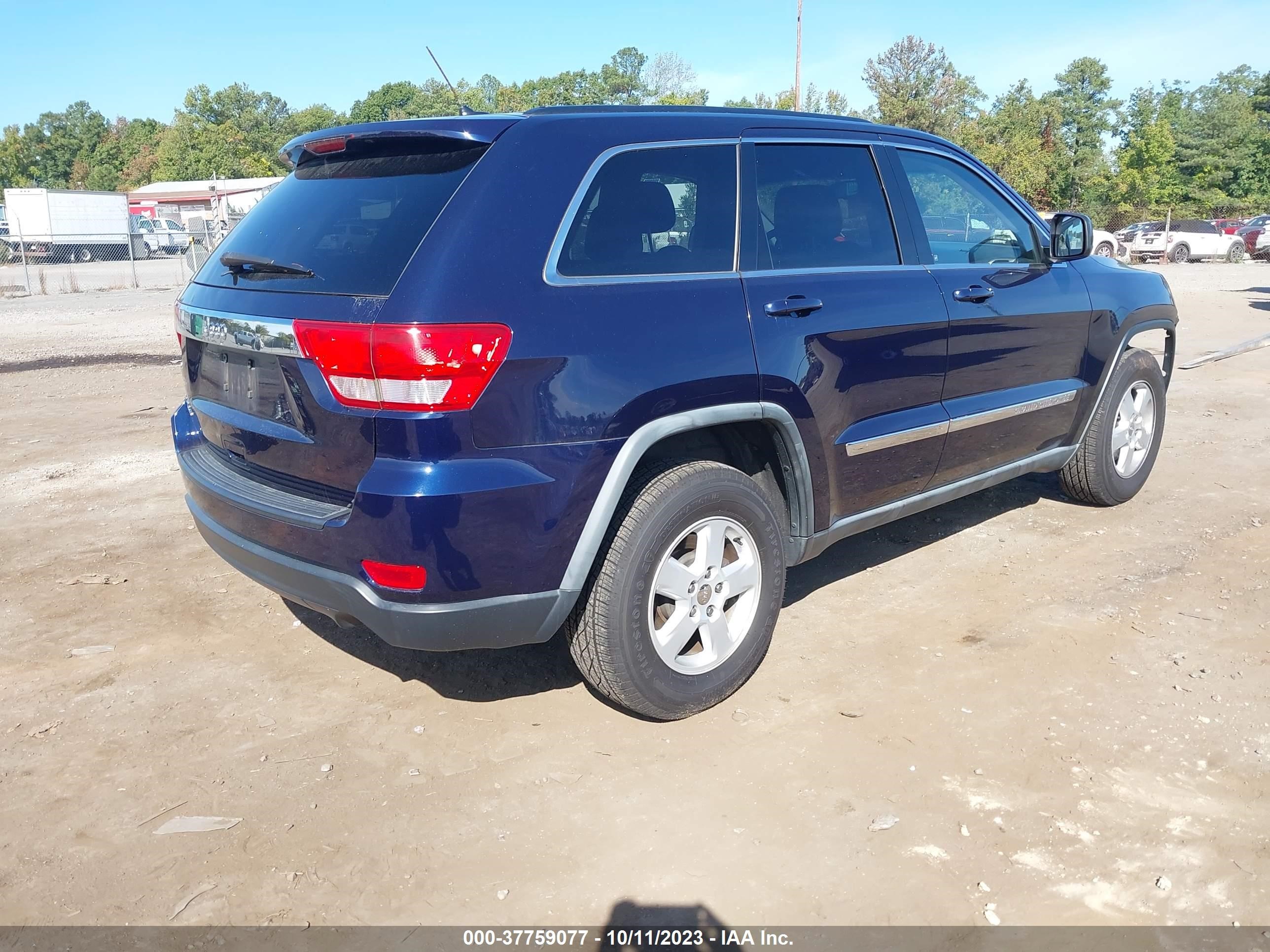 Photo 3 VIN: 1C4RJFAG2CC166266 - JEEP GRAND CHEROKEE 