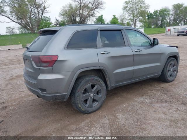 Photo 3 VIN: 1C4RJFAG2CC280607 - JEEP GRAND CHEROKEE 