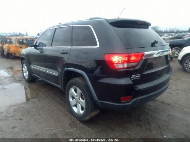 Photo 2 VIN: 1C4RJFAG2CC285015 - JEEP GRAND CHEROKEE 