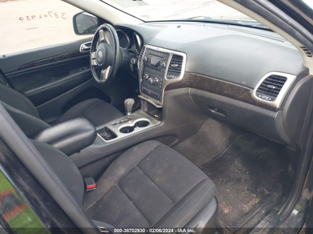 Photo 4 VIN: 1C4RJFAG2CC303030 - JEEP GRAND CHEROKEE 