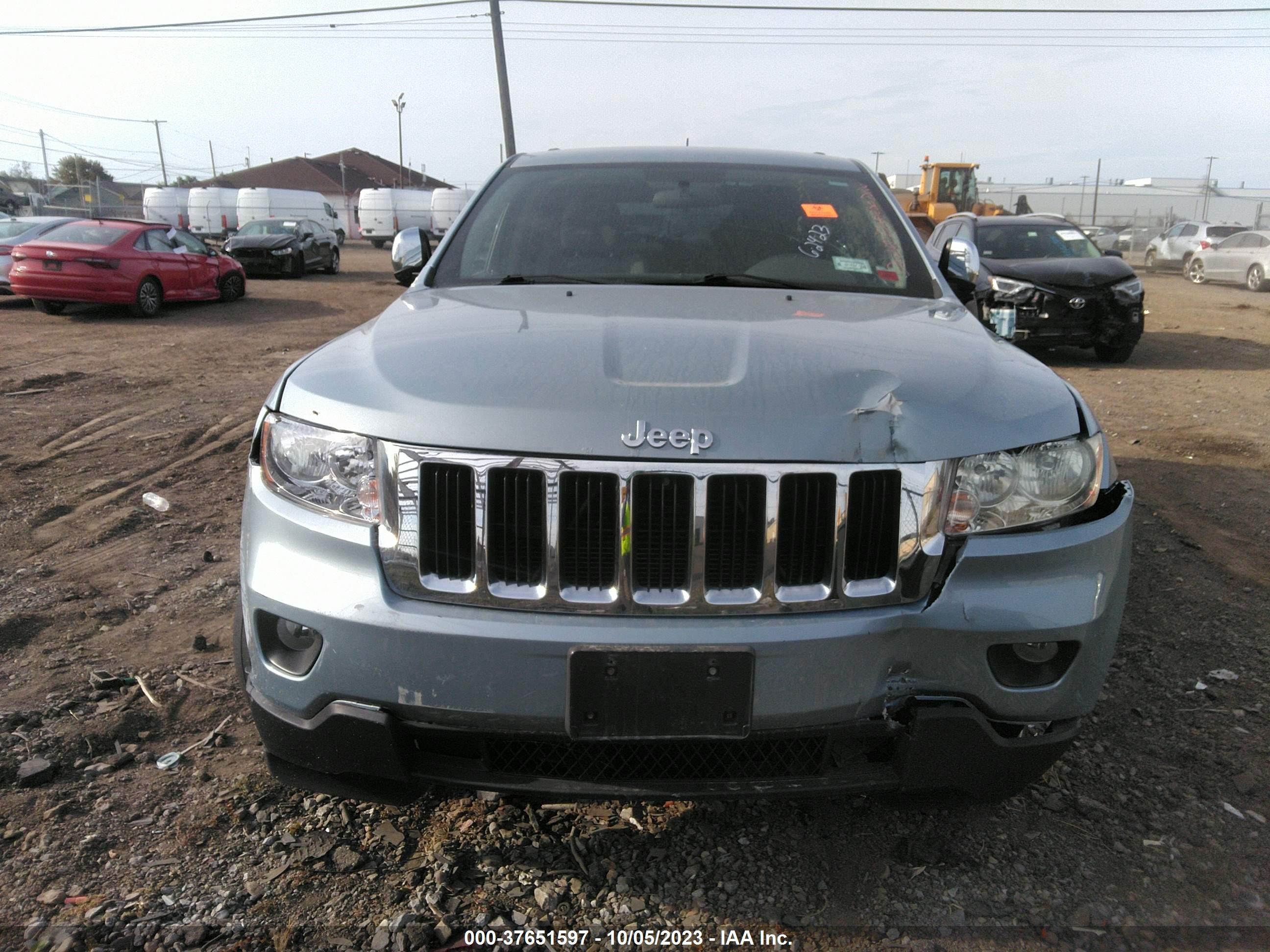 Photo 10 VIN: 1C4RJFAG2DC548363 - JEEP GRAND CHEROKEE 