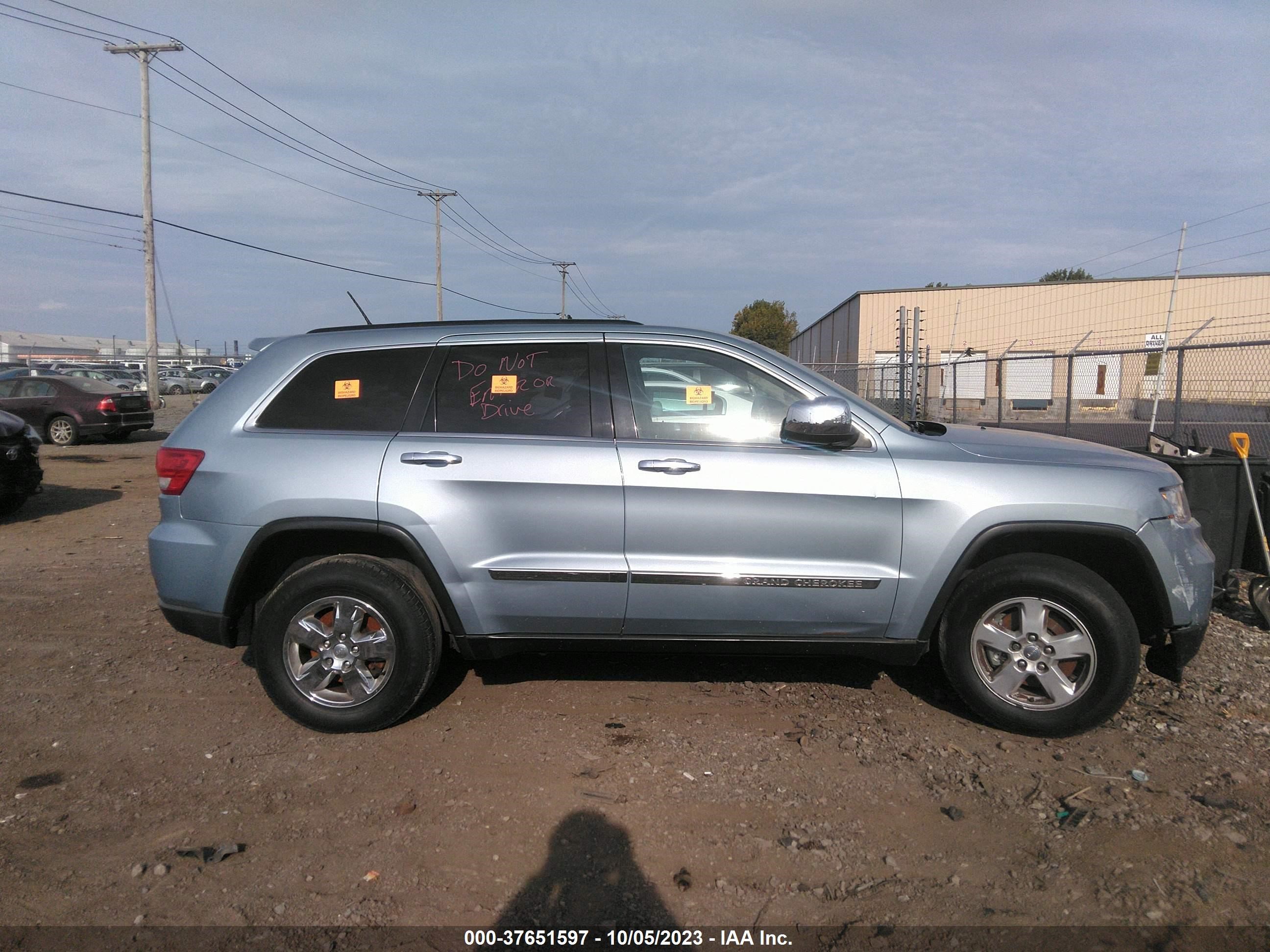 Photo 11 VIN: 1C4RJFAG2DC548363 - JEEP GRAND CHEROKEE 