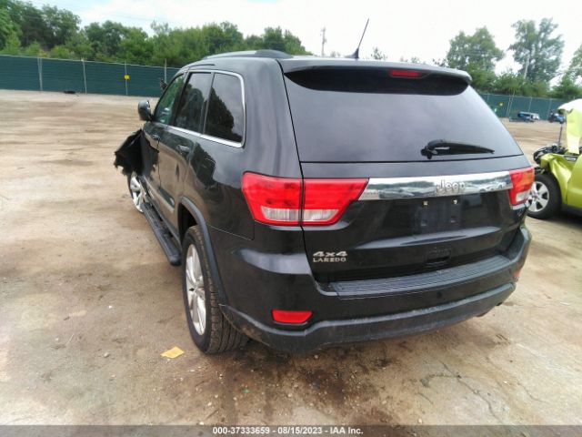 Photo 2 VIN: 1C4RJFAG2DC557483 - JEEP GRAND CHEROKEE 