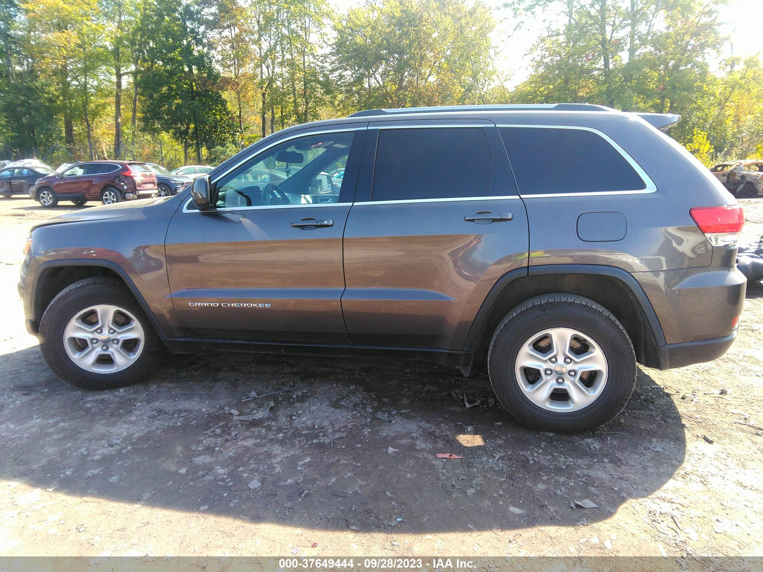 Photo 13 VIN: 1C4RJFAG2FC676136 - JEEP GRAND CHEROKEE 