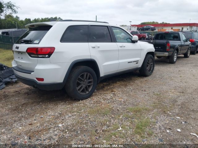 Photo 3 VIN: 1C4RJFAG2GC355554 - JEEP GRAND CHEROKEE 